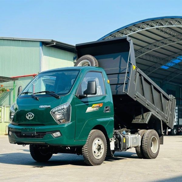 XE BEN CHIẾN THẮNG 3.2 TẤN THÙNG 2.5 KHỐI