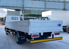 XE TẢI FAW 8.6 TẤN THÙNG LỬNG 6M2