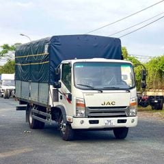 JAC N650 (6.9 Tấn Thùng bạt bửng nhôm)