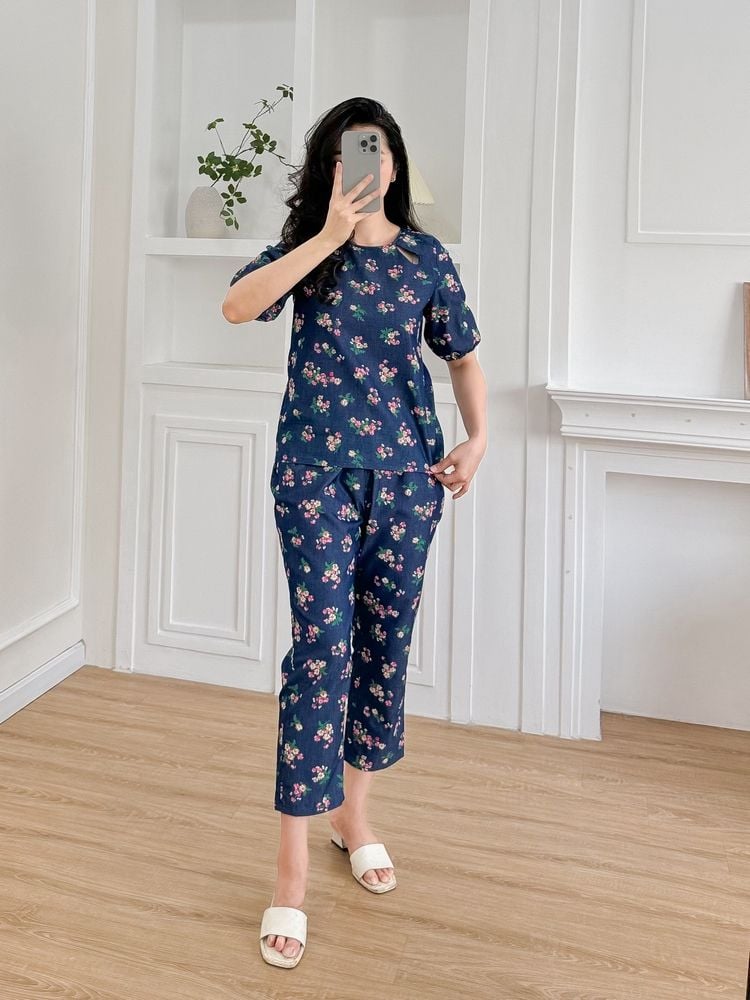 Đồ bộ dài thiết kế cổ giọt nước hoa ngũ sắc