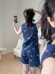 Đồ bộ đùi thiết kế nút chéo hoa đồng tiền