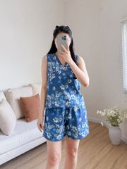 Đồ bộ đùi thiết kế nút chéo hoa tầm xuân