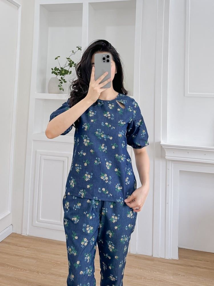 Đồ bộ dài thiết kế cổ giọt nước hoa hồng xanh