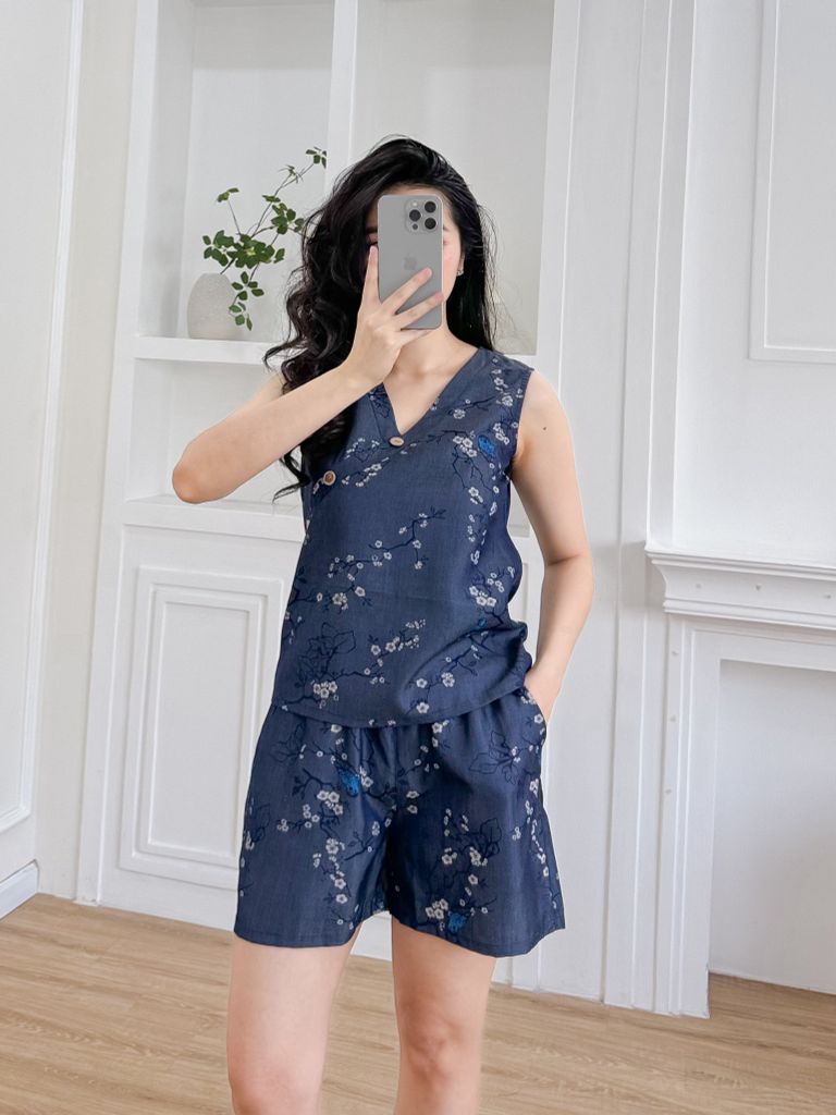 Đồ bộ đùi thiết kế nút chéo chim én mùa xuân