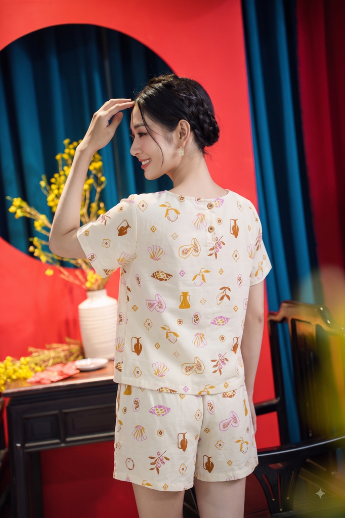 Đồ bộ đùi có tay cổ V Vỏ sò và San Hô