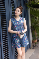 Đồ bộ đùi thiết kế nút chéo hoa đào hồng