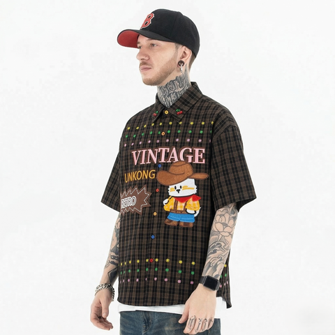 WES®️| ÁO KHOÁC SƠ MI NGẮN TAY KẺ CARO THÊU HỌA TIẾT HOẠT HÌNH RETRO UNISEX WES8006