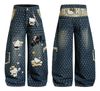 QUẦN JEANS THÊU HỌA TIẾT HOẠT HÌNH UNISEX J780