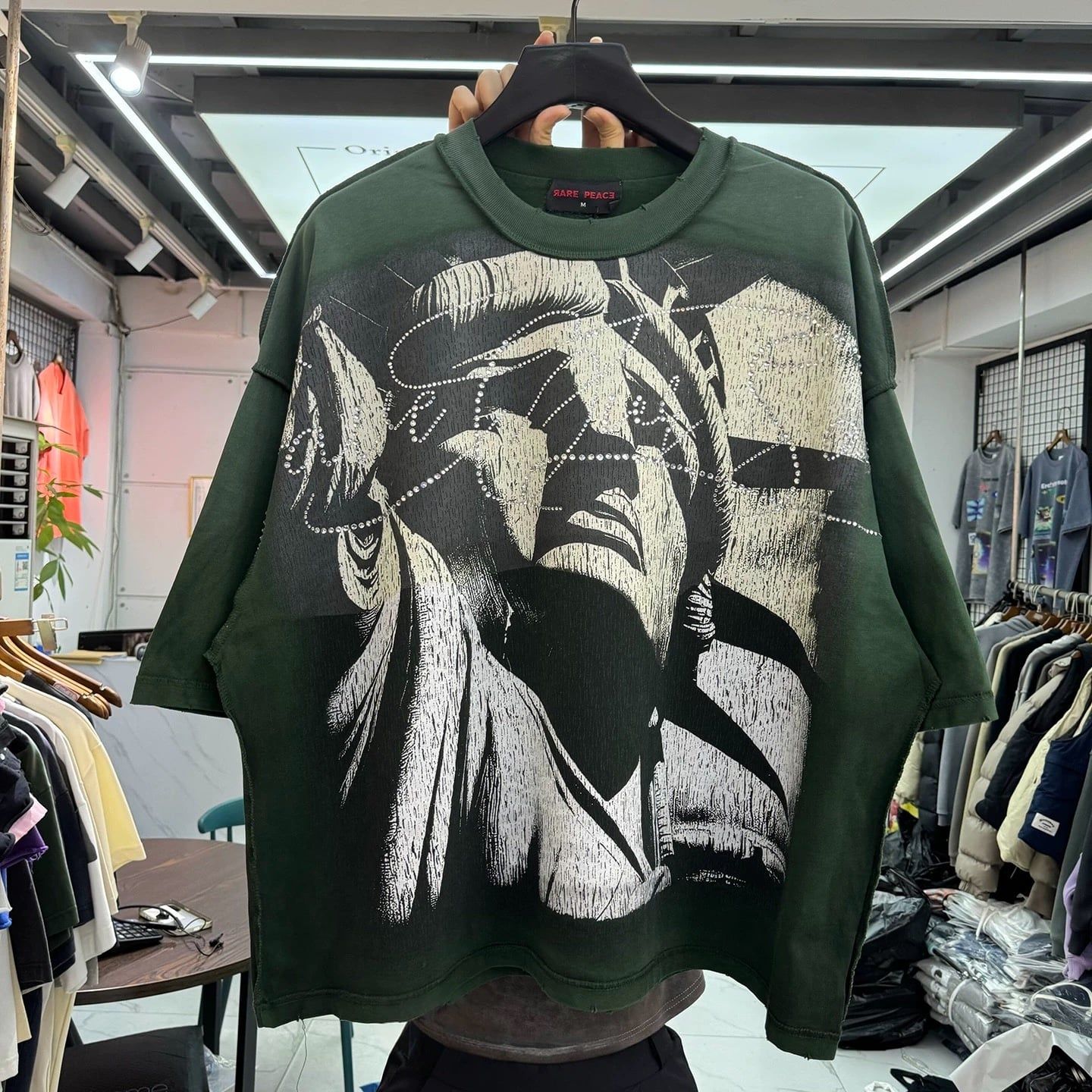 FK®️| ÁO THUN NGẮN TAY CỔ TRÒN COTTON IN HÌNH KTS ĐÍNH ĐÁ FK30