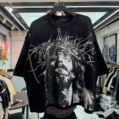 FK®️| ÁO THUN NGẮN TAY CỔ TRÒN COTTON IN HÌNH KTS ĐÍNH ĐÁ FK44