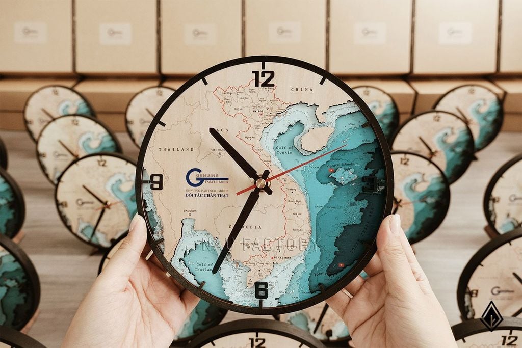 Đồng hồ gỗ để bàn | Bản đồ Việt Nam