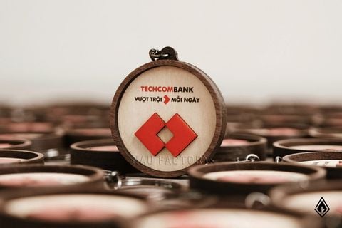 Móc khóa gỗ | Dán nổi logo và in theo yêu cầu