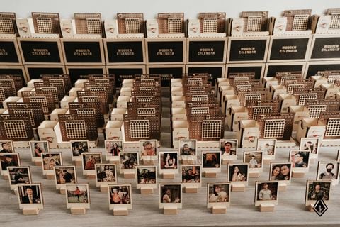 Set tranh gỗ mini và lịch vạn niên | Quà tặng tri ân sang trọng