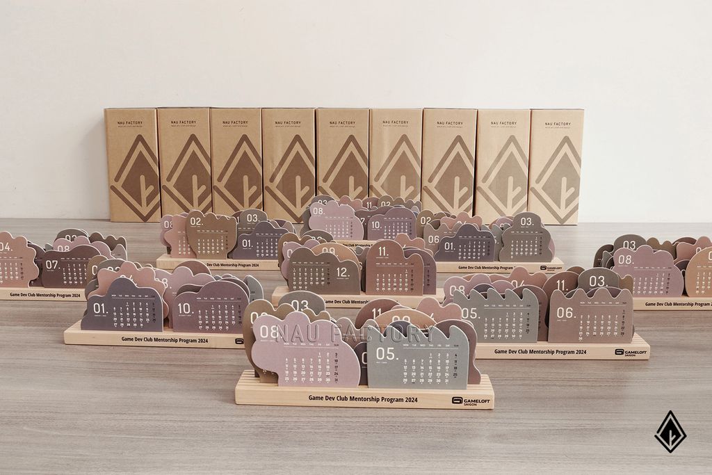 Lịch đám mây | Tùy chỉnh hình in theo yêu cầu