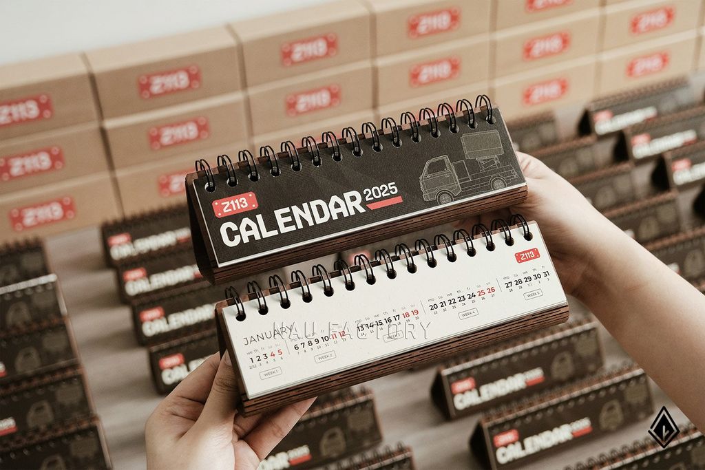 Lịch gỗ form ngang | Sáng tạo lịch giấy in theo yêu cầu