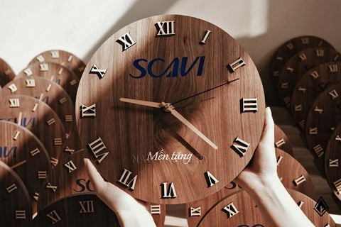 Đồng hồ thuần gỗ Walnut để bàn | Tùy chỉnh logo thương hiệu