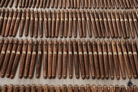 Bút gỗ Walnut | Khắc laser theo yêu cầu