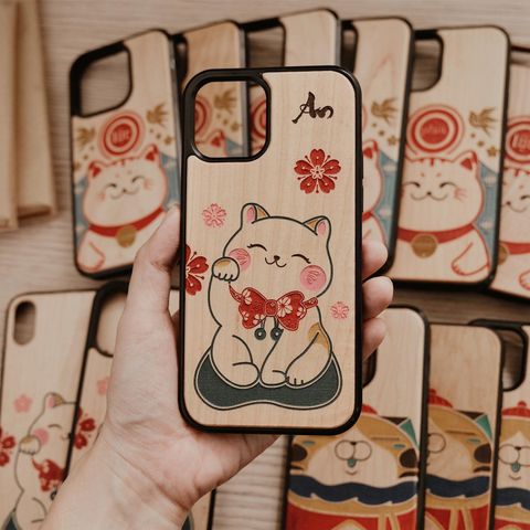 Mèo may mắn