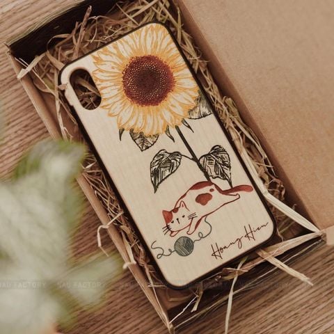 Mèo lười bên hoa hướng dương