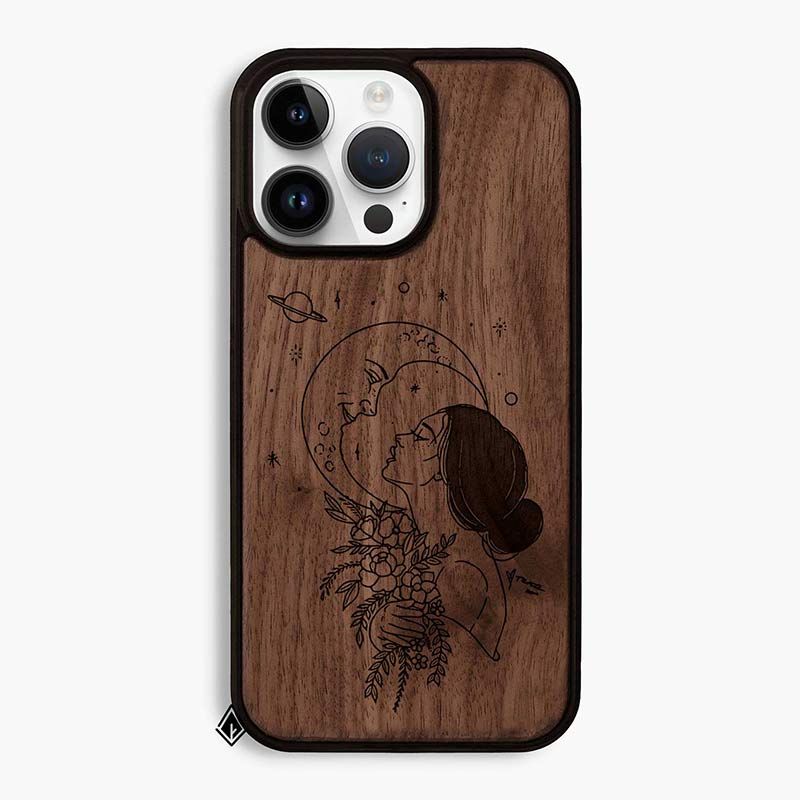 Cô gái mặt trăng