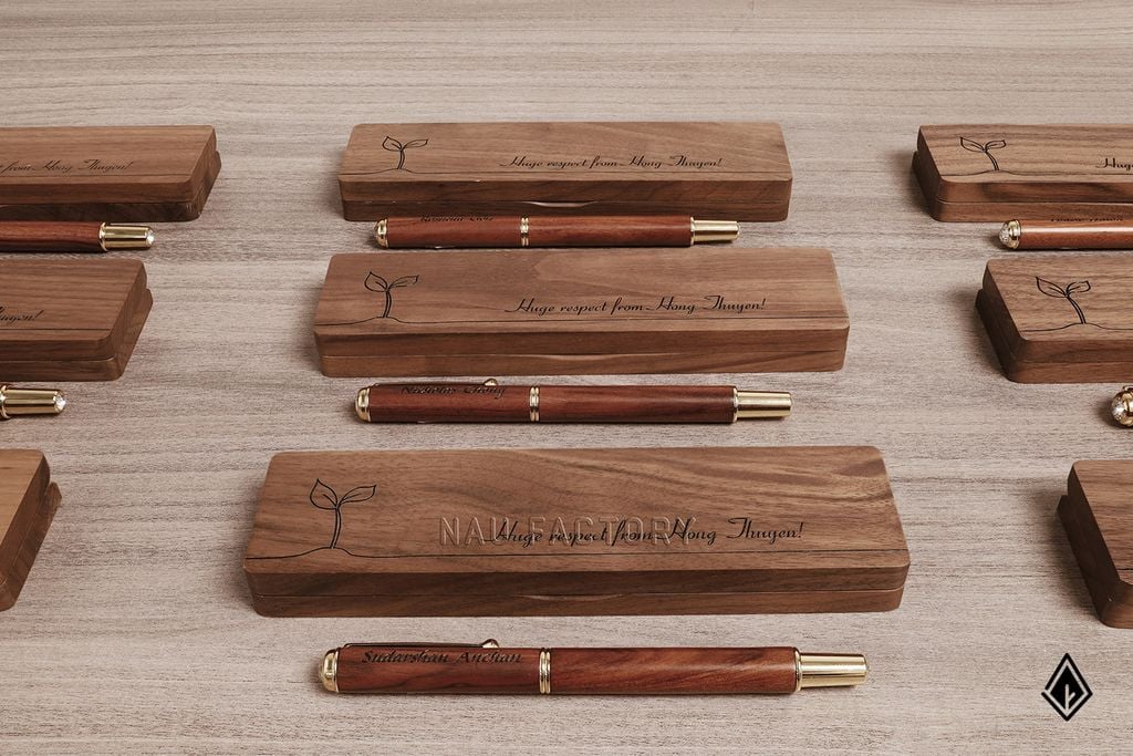 Set bút và hộp bút gỗ Walnut | Khắc chữ/biểu tượng theo yêu cầu