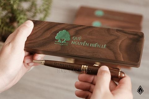 Set bút và hộp bút gỗ Walnut | Thiết kế theo yêu cầu