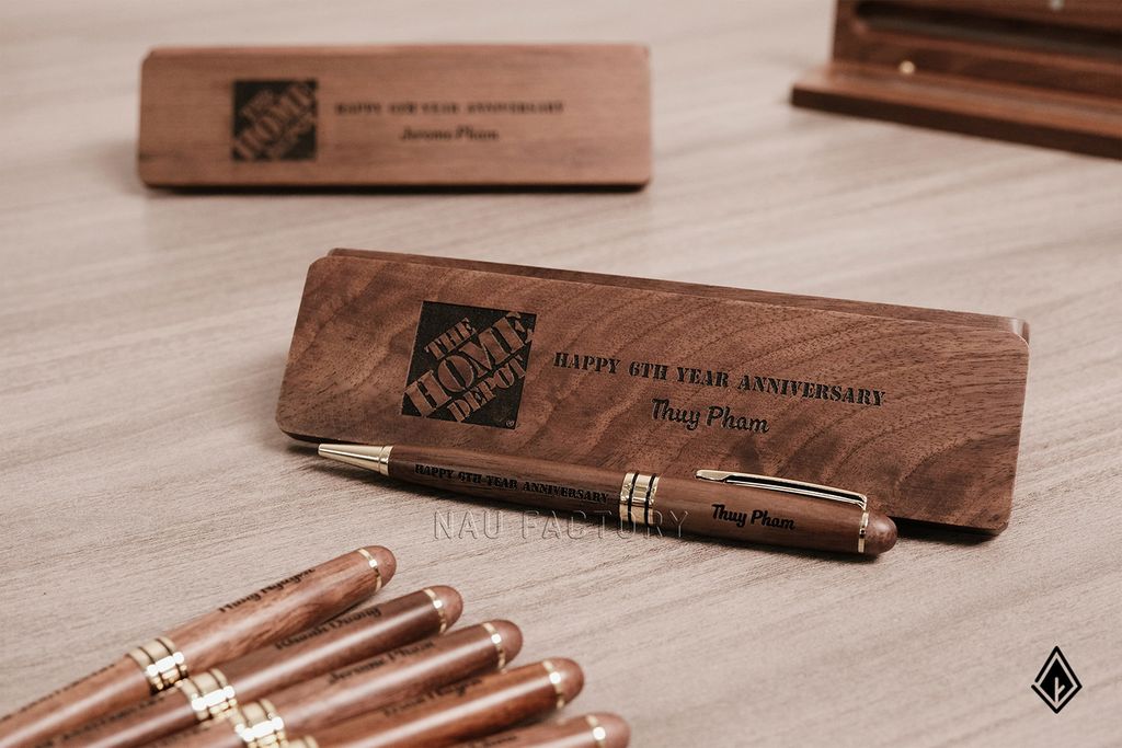 Set bút và hộp bút gỗ cá nhân hóa | Quà tặng kỷ niệm thành lập công ty