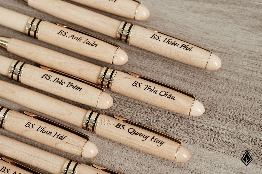 Bút gỗ Maple | Tùy chỉnh nội dung khắc trên nắp bút