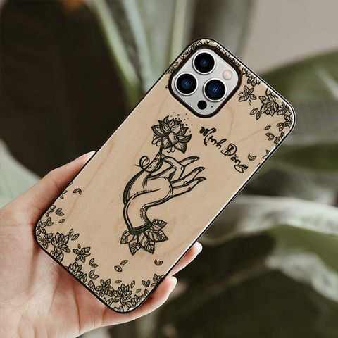 Tay phật cầm sen
