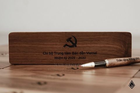 Set bút và hộp bút gỗ Walnut | Khắc laser theo yêu cầu