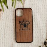 ốp lưng gỗ khắc laser Nau Factory