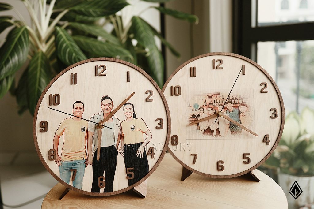 Đồng hồ gỗ in hình chân dung | Quà tặng kỷ niệm ý nghĩa