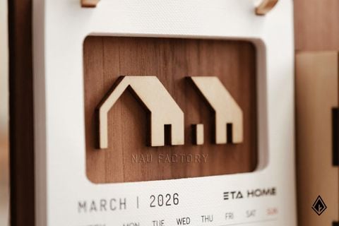 Lịch gỗ khay bút | Hoạ tiết in UV và cắt shape 3D