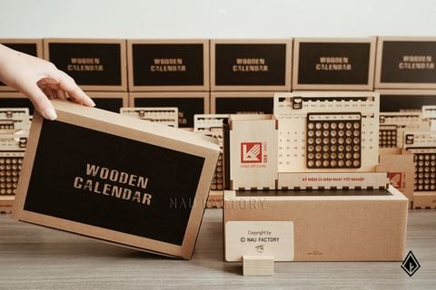 Lịch gỗ vạn niên | In UV theo yêu cầu