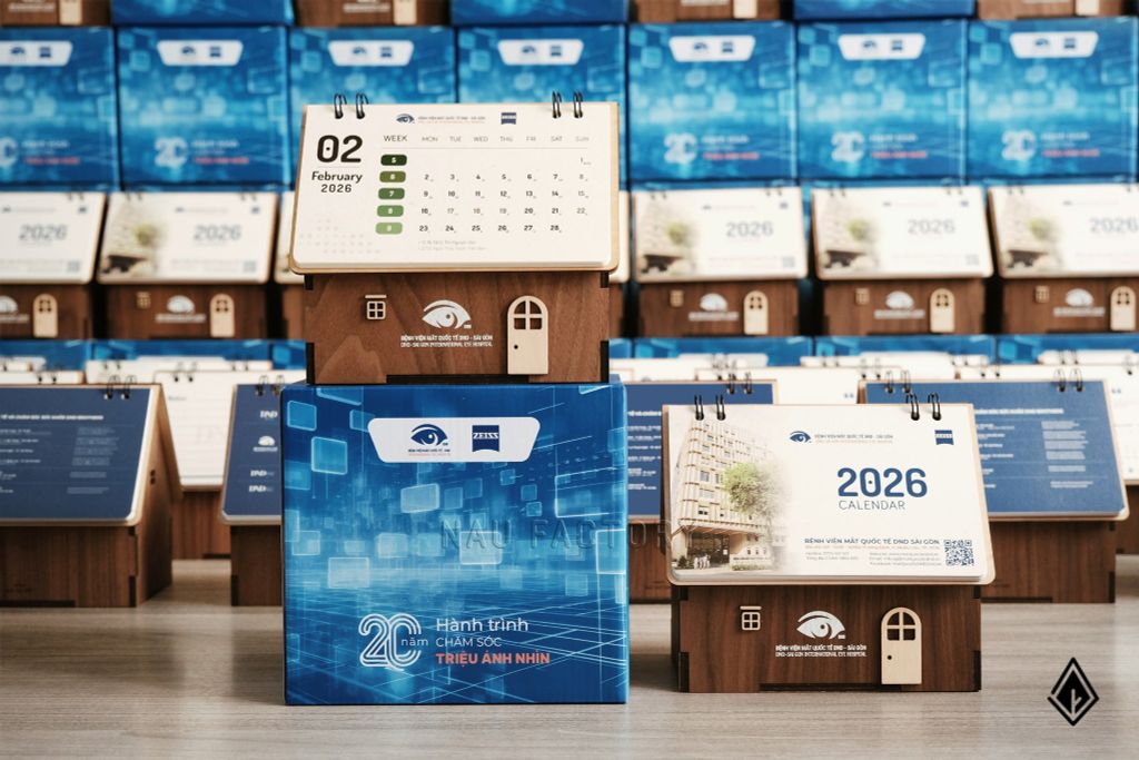 Lịch gỗ ngôi nhà Walnut | Dấu ấn riêng trong hộp quà trang trọng