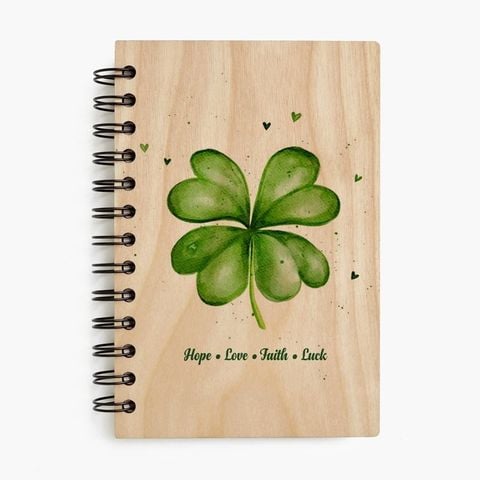 Cỏ 4 lá may mắn