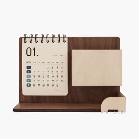 Lịch gỗ khay bút 2026