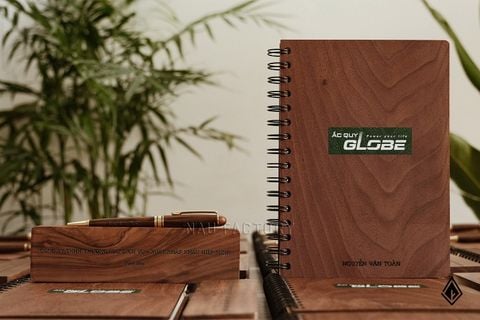 Set sổ, bút & hộp bút gỗ Walnut | In/khắc theo yêu cầu
