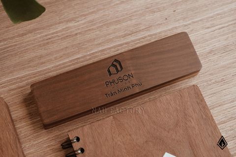 Set sổ, bút và hộp bút gỗ Walnut | In/khắc chữ và hình ảnh theo yêu cầu