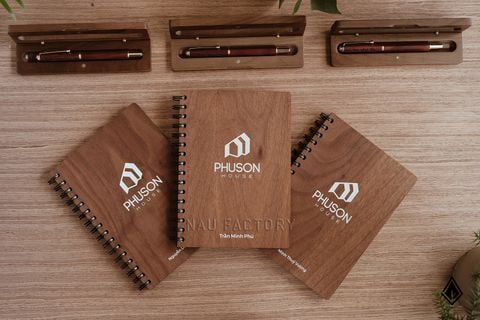 Set sổ, bút và hộp bút gỗ Walnut | In/khắc chữ và hình ảnh theo yêu cầu