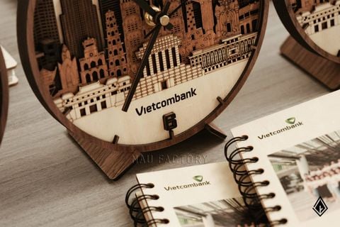 Đồng hồ gỗ Skyline Việt Nam | In logo doanh nghiệp theo yêu cầu