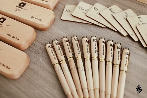 Set sổ, bút & hộp bút gỗ Maple | In/khắc theo yêu cầu