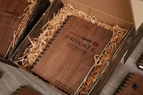 Sổ tay gỗ Walnut | In theo yêu cầu