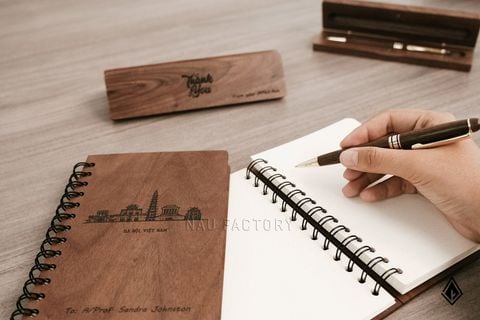 Set sổ, bút & hộp bút gỗ Walnut | Hà Nội
