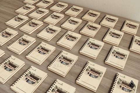 Set sổ Maple và đồng hồ Skyline | In logo doanh nghiệp