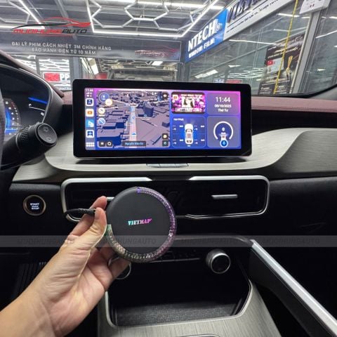 Android Box cho ô tô Geely Coolray 2025