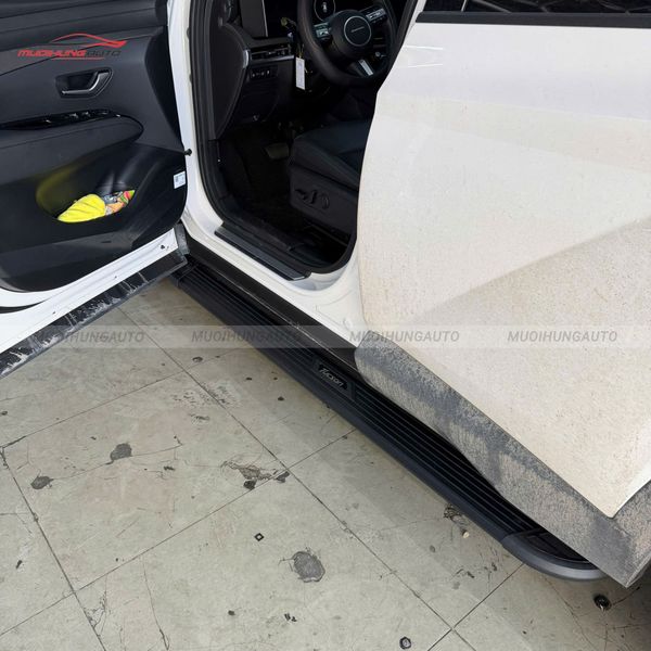 Bệ Bước Chân Hyundai Tucson 2025