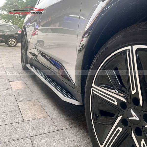 Bệ Bước Chân Vinfast VF7