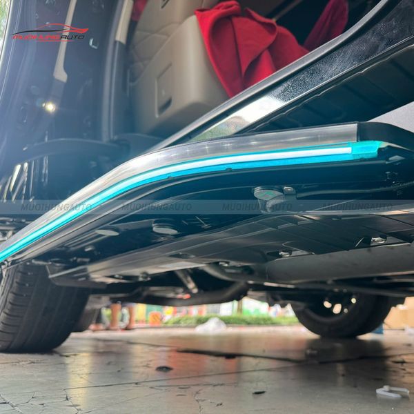 Bệ Bước Điện Toyota Alphard 2023-2025