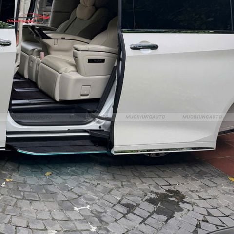 Bệ bước điện Lexus LM500h 2026
